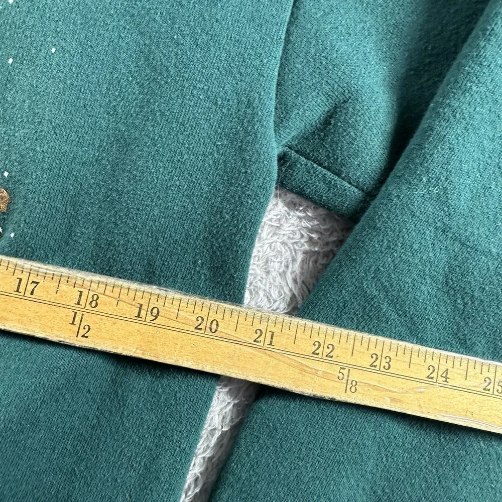 VINTAGE Nature‎ Crewneck Sweater Mens Medium Green Made in USA Cardinal Snow